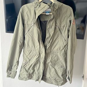 Columbia Women’s Windbreaker/Rain Jacket